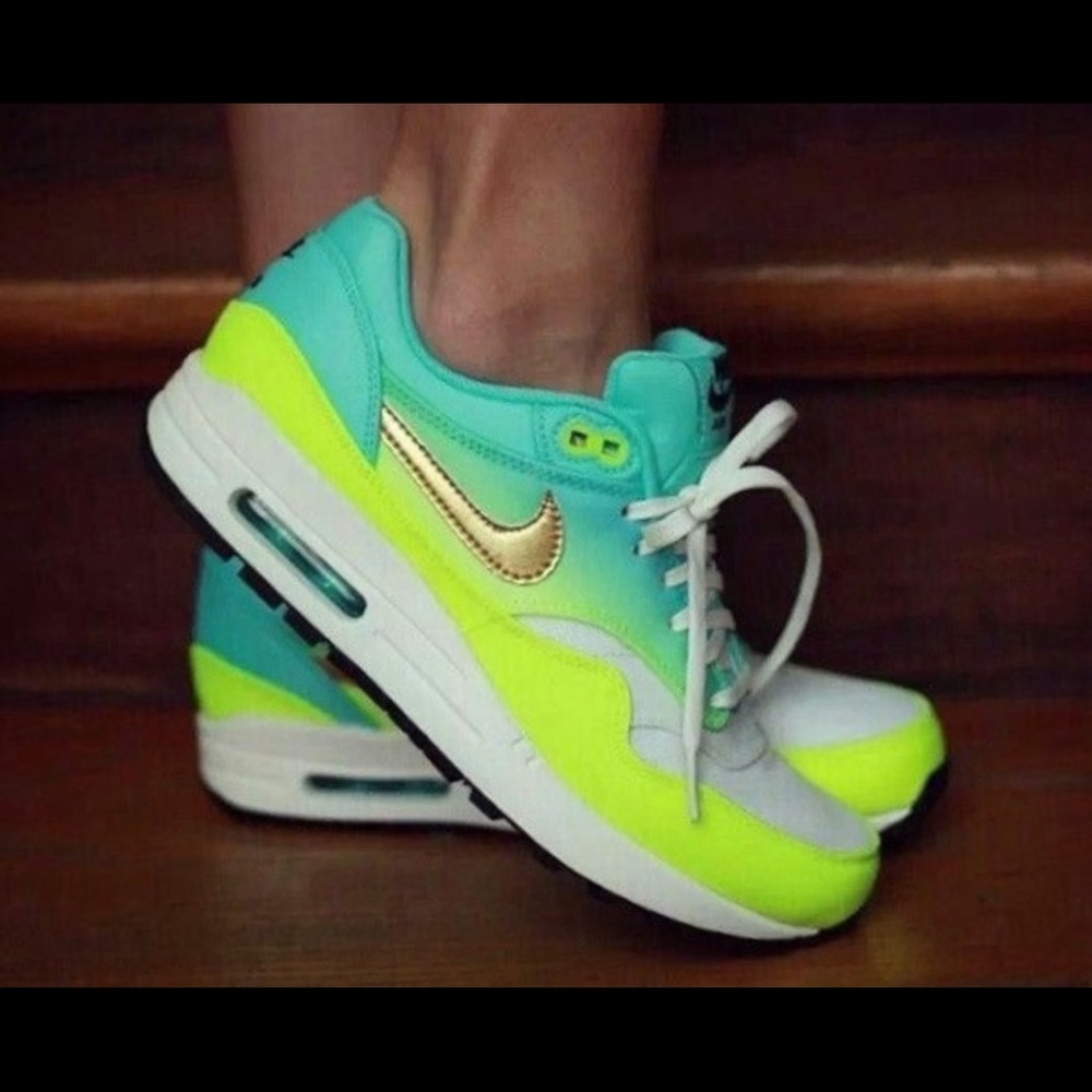 Nike